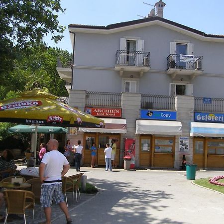 Apartments Zlatko Delic Ika Exterior foto
